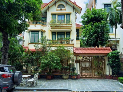 Bán biệt thự phố trung yên - trung hoà - 140m2- mt:11m - 63 tỷ 0