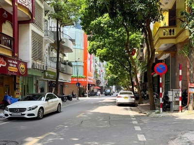 Bán biệt thự phố trung yên - trung hoà - 140m2- mt:11m - 63 tỷ 1