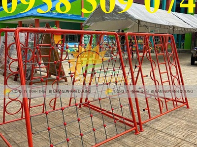 Thang leo gỗ mầm non, thang leo sắt vận động cho trẻ giá rẻ 2