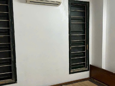 Hàng hiếm nhà tây hồ 35m, 5tầng, siêu hiếm, 2 thoáng, ô chờ thang máy, oto đỗ cửa, nhà xây chắc 3