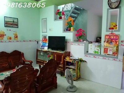 Bán nhà 2 tầng cách đường ngô đến 300m, cách đường 2/4 1km, diện tích 50 m2 giấy tờ tay có phường 1