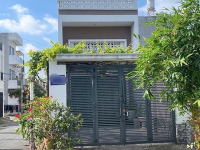 Bán nhà 1 trệt 1 lầu, hẻm xe tải, quốc lộ 13, hiệp bình phước thủ đức - dt 4,4x25 - chỉ 6,5tỷ 0