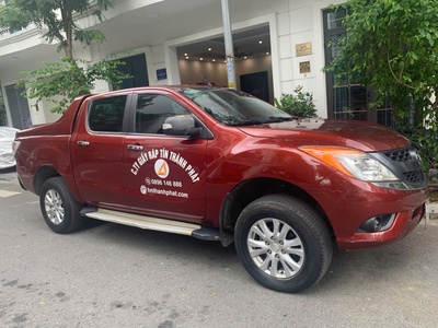 Chiếc xe bán tải Mazda BT 50 -2015 4x2 AT 3