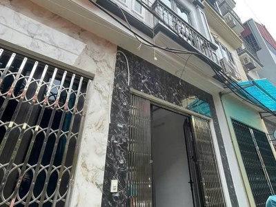Nhà đẹp mới kính koong ở ngay- ô tô đỗ gần - 35m ra trục chính - kinh doanh nhỏ - 5 tầng nội thất 3