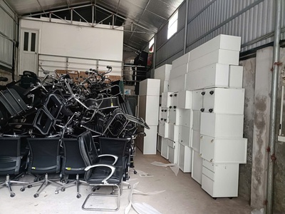 Bán thanh lý giá rẻ số lượng lớn Ghế văn phòng cao cấp chính hãng 5