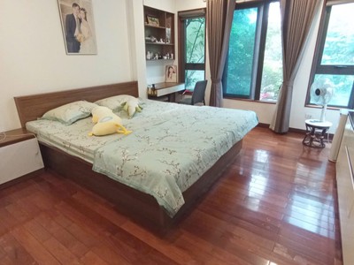 Phân Lô Văn Cao -200M Ra Hồ Tây Vỉa hè Ô TÔ Tránh Đỗ  33 Tỷ 5 Tầng An Ninh Dân Trí Cao 5