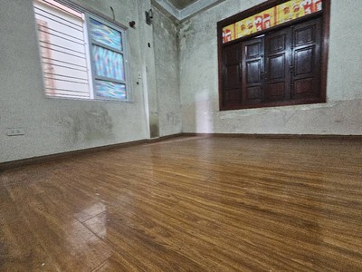 Tam trinh bán nhà 4 tầng dân xây lô góc gần phố hoàng mai 3