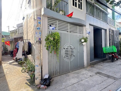 Chỉ 2 tỷ 580 triệu có nhà 1 lầu sổ hồng riêng đường 5m lê văn khương q12 0