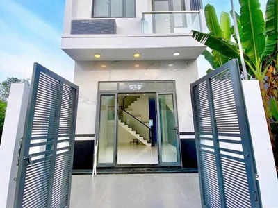 Ngôi nhà 2 tầng rộng rãi, giá tốt cho gia đình an cư 0