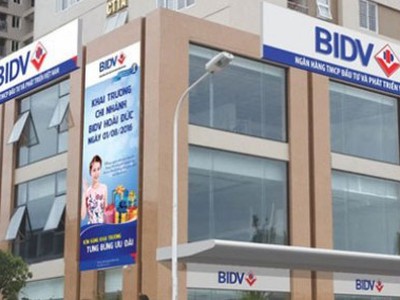 Cho Bank thuê mặt tiền Cầu Giấy 180m2 và văn phòng 420m2 0