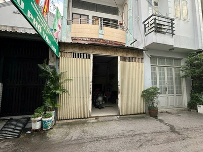 Nhà vị trí đẹp 184 âu dương lân p.chánh hưng 0