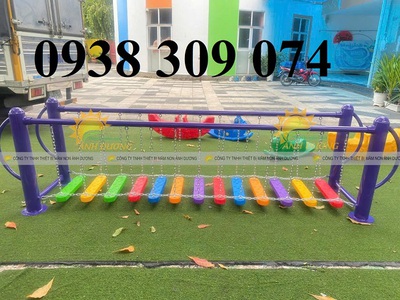 Cầu thăng bằng dao động, thang thăng bằng mầm non 0