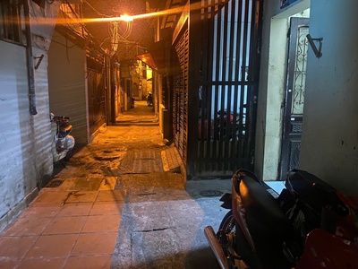 Nhà chính chủ - giá tốt - vị trí đẹp tại ngõ 31/136 phố nguyễn cao 0