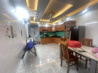 Nhà 4 tầng 1/ ngắn đường thạnh xuân 24, thới an, quận 12 - diện tích 80m2  4 x 20 , hẻm xe hơi 6m. 3