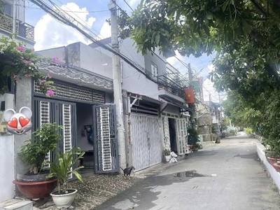 Nhà 4 tầng 1/ ngắn đường thạnh xuân 24, thới an, quận 12 - diện tích 80m2  4 x 20 , hẻm xe hơi 6m. 0
