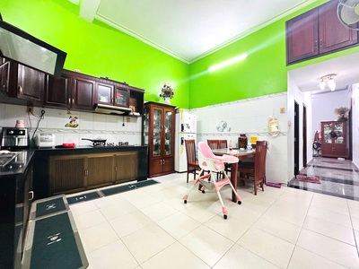 Nhà mặt tiền đẹp linh xuân, thủ đức   9x21m, 2 tầng chắc chắn, gara ô tô, gần chợ, trường học, giá 4