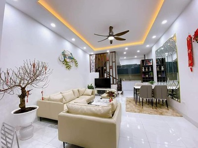 Nhà Mặt ngõ minh khai Đối diện Times city ô tô vào nhà DT 55m2x5T thang máy full nội thất 2