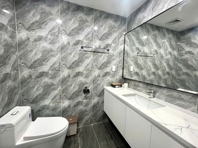 Cho thuê căn hộ cao cấp 2 ngủ  80m2  Vinhomes Marina 1