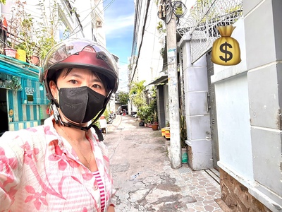 Nhà mt tôn thất thuyết xe hơi đậu cửa-- khu vưc có tiềm năng cao- thông ra nhiều hướng- xóm chiếu , 0