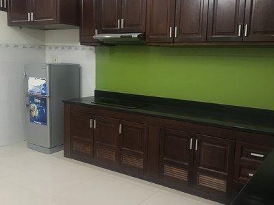 Cho thuê mặt bằng tầng trệt MT Trần Bá Giao 0