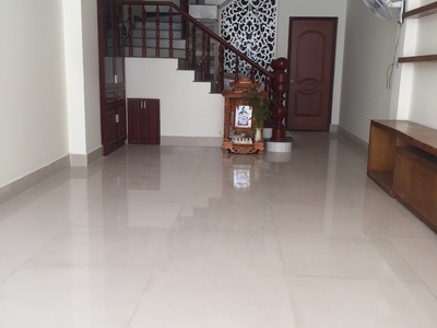 Cho thuê mặt bằng tầng trệt MT Trần Bá Giao 3