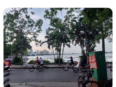 Nhà tây hồ trích sài 40m, view hồ tây, 2 mặt ngõ, oto đỗ cửa, mảnh đất vàng còn sót lại 3