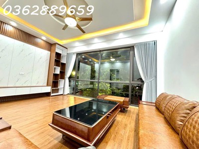 Quốc khánh 80 năm mua nhà tặng bố mẹ.căn nhà ngoại giao đoàn   xuân đỉnh 66 m.7 tầng thang máy,oto 3