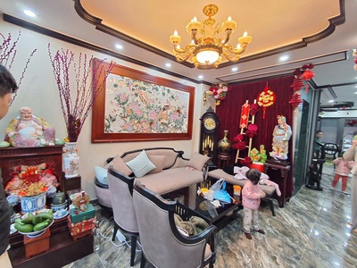 Bán nhà siêu phẩm nguyễn văn linh   6 tầng thang máy   full nội thất cao cấp   bể koi, vườn rau 1