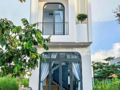 Nhà 2 tầng Sài Gòn chỉ 399 triệu 0