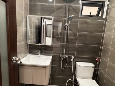 Nhà 2 tầng Sài Gòn chỉ 399 triệu 4