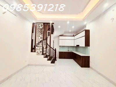 Oto qua cổng- trương định- 30m2-5t- 6.95tỷ ctl  - khu dân trí- nhà nhìn ra đường lớn 1