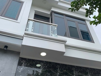 Bán nhà ngõ phố Vũ Hựu, khu Hồ Sươt, ph Lê Thanh Nghị, Tây HP, 47m2, 3 tầng, 3 ngủ, 3 vs 2