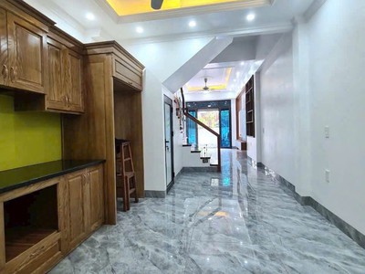 Bán nhà ngõ phố Vũ Hựu, khu Hồ Sươt, ph Lê Thanh Nghị, Tây HP, 47m2, 3 tầng, 3 ngủ, 3 vs 8