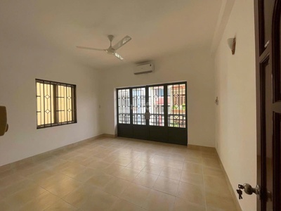 Bán nhà 1 trệt 2 lầu 1 sân thượng số 12 Đồng Nai P2 Q Tân Bình 6