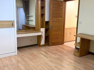 Căn hộ 3 phòng ngủ Golden Place- Mễ Trì, dIện tích 105m. 1