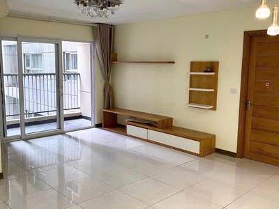 Căn hộ 3 phòng ngủ Golden Place- Mễ Trì, dIện tích 105m. 3