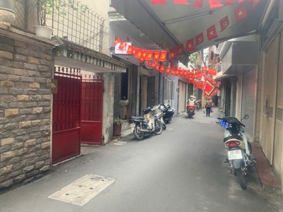 Bán nhà chính chủ ngõ 67 Thái Thịnh   Trung tâm Đống Đa   Ô tô vào nhà   Mặt ngõ kinh doanh tốt 7