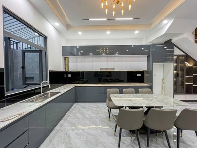 Nhà 110m  giá chỉ 2 tỷ 4   an cư lý tưởng cho gia đình 3