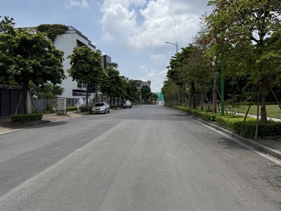 Bán Đất Ngọc Thụy Long Biên, DT: 97m2, Ngõ Ô Tô Thông, Giá hơn 18 tỷ. 3