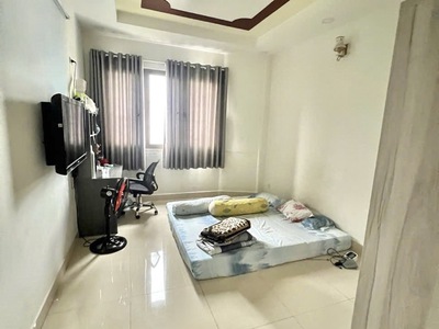 Gần chợ bà chiểu, bv gia định nhà trệt 2 lầu sân thượng hẻm thông chỉ 5ty3 2