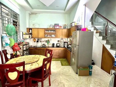 Vị trí vàng - oto cất vào nhà - gò dầu ,tân phú - ngang rộng 5,3m - sổ hồng chính chủ, giá chỉ hơn 3