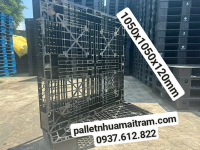 Thanh lý pallet nhựa 1050x1050x120mm giá rẻ cạnh tranh 0