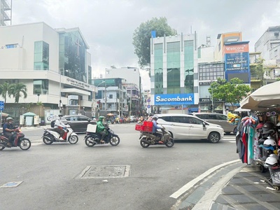 Bán nhà mặt tiền nguyễn ngọc lộc, giao ba tháng hai, 3,5x22m, nở hậu 8m, 16,9 tỷ. 1