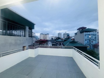 Bán nhà hoàng tăng bí 37m2, dân xây 5 tầng, ô tô đỗ cửa chỉ 6 tỷ hơn 3