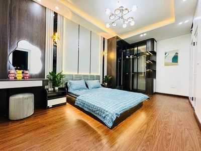 Siêu hiếm siêu hót vị trí vàng khu vực kinh doanh đỉnh cao - 2 mặt phố vỉa hè oto tránh - sát đài 1