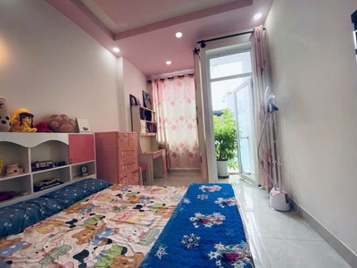 Nhà bán ngay trung tâm quận- cách vài bước ra mặt tiền tôn thất thuyêt- khu dân cư hiện hữu- thông 1