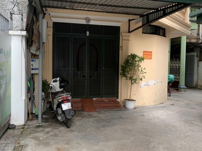 Cho thuê lâu dài nhà 3,5 tầng, ngõ 128c đại la gần trường tiểu học đồng tâm, ô tô đỗ cửa 3