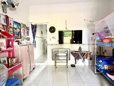 Bán nhà quận 9 - 50m ra nguyễn văn tăng - 10p ra ngã tư thủ đức mặt tiền hẻm 1 trục oto né nhau 2