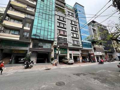 Lãi ngay nhà cũ mặt phố kinh doanh s 140m2 phố vương thừa vũ   tô vĩnh diện. giá 45 tỷ. 0