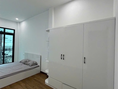 Hoàng hoa thám 31m giá 8,2 tỷ,cách phố 20m,ngõ thông,sổ đẹp,full nội thất 0